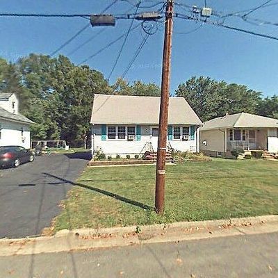 513 Helfin St, Bound Brook, NJ 08805