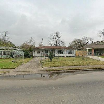 5135 Yellowstone Blvd, Houston, TX 77021