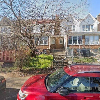 5142 Mebus St, Philadelphia, PA 19124