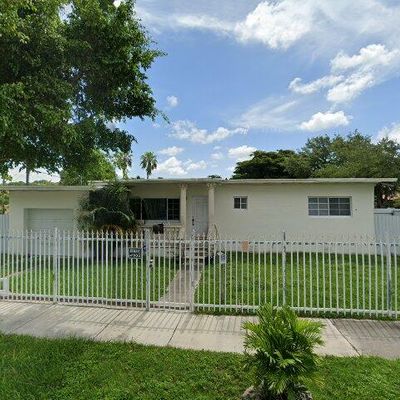 451 Nw 30 Th Pl, Miami, FL 33125