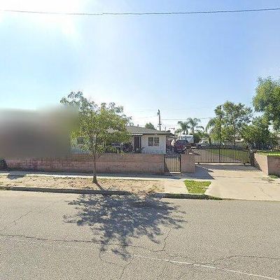 452 E H St, Colton, CA 92324