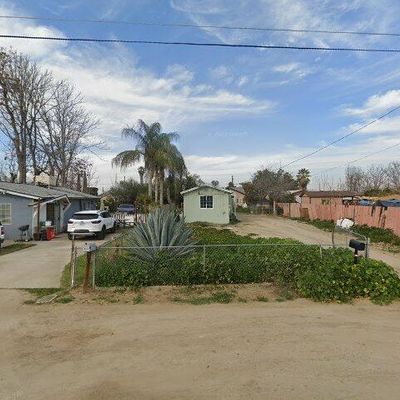 456 Prince Ln, Shafter, CA 93263