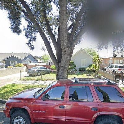 4568 E Madison Ave, Fresno, CA 93702