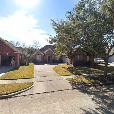 4602 Summer Lks, Sugar Land, TX 77479