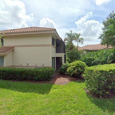 47 Bennington Dr #8, Naples, FL 34104