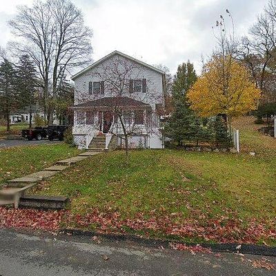 47 Homestead Rd, Lake Hopatcong, NJ 07849