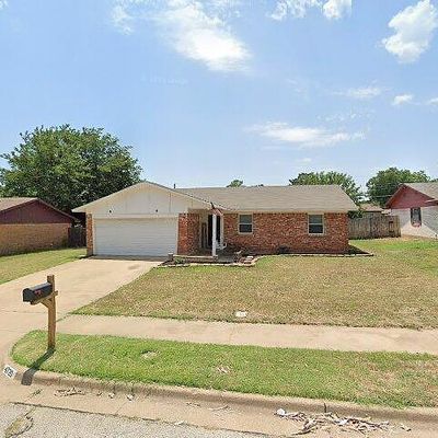 4720 Priscilla Ln, Wichita Falls, TX 76306