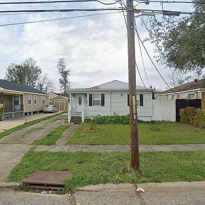 5520 Wingate Dr, New Orleans, LA 70122