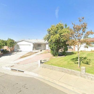 5544 Caroline St, Montclair, CA 91763