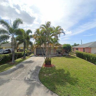 558 100 Th Ave N, Naples, FL 34108