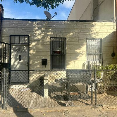 559 Albany Ave, Brooklyn, NY 11203