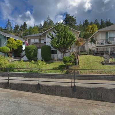 566 B St, Scotia, CA 95565