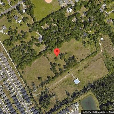 5702 Tomahawk Lake Dr, Jacksonville, FL 32254