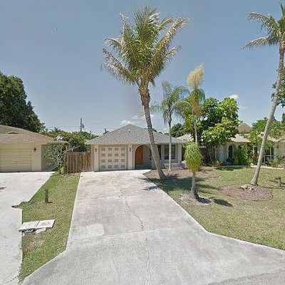 573 98 Th Ave N, Naples, FL 34108