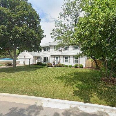 580 Roselawn Blvd, Green Bay, WI 54301