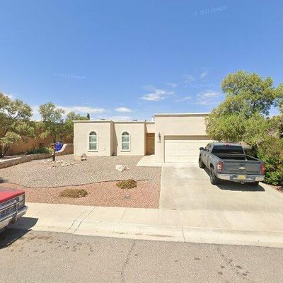 5805 Habanero Dr, Las Cruces, NM 88012