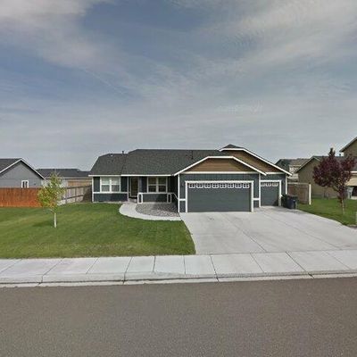 5809 Robert Wayne Dr, Pasco, WA 99301