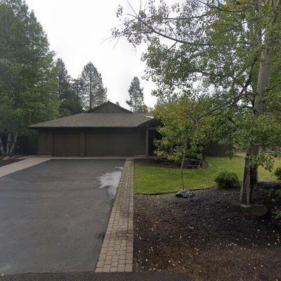 58162 Titleist Ln # 6, Sunriver, OR 97707