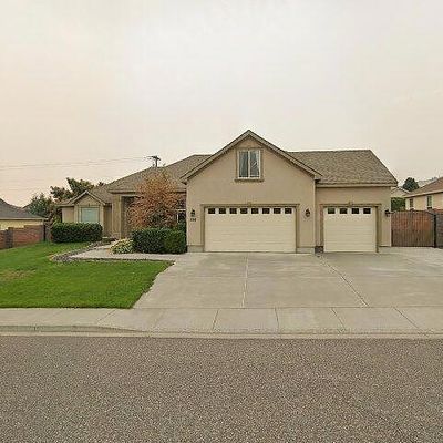 586 Lodi Loop, Richland, WA 99352