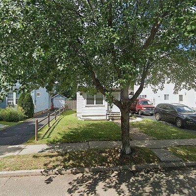 595 Grant Ave, Maywood, NJ 07607