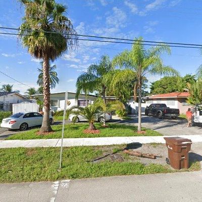 600 W 63 Rd Dr, Hialeah, FL 33012