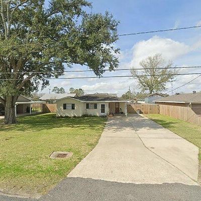 604 Oak Ln, Thibodaux, LA 70301