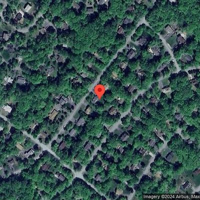 5177 Iroquois St, Tobyhanna, PA 18466