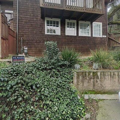 52 Underhill Rd, Orinda, CA 94563