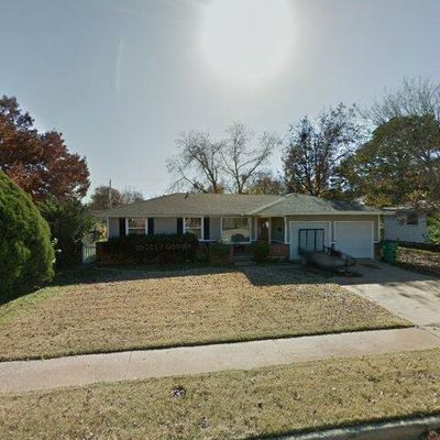 520 N Hilltop St, Burkburnett, TX 76354