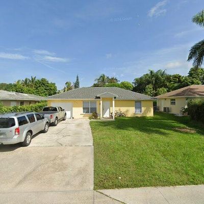 5205 Jennings St, Naples, FL 34113