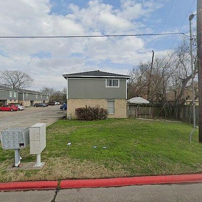 521 Ferguson St #4, Humble, TX 77338