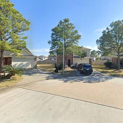 522 Starksboro Ct, Houston, TX 77073