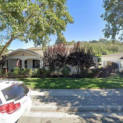 526 Entrada Dr #105, Novato, CA 94949