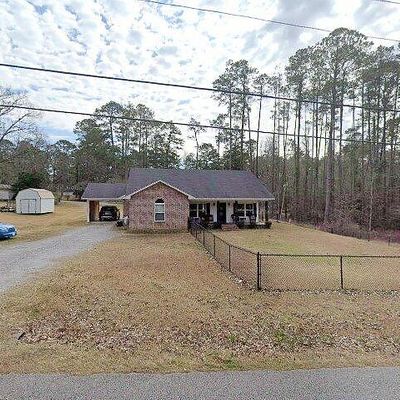 526 Holly Moore Dr, Pineville, LA 71360