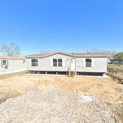 528 Pecan Trail St, Kendleton, TX 77451