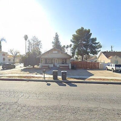 529 E Latham Ave, Hemet, CA 92543