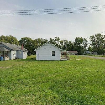 529 W Maple St, Hoopeston, IL 60942