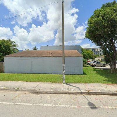 532 Nw 11 Th St, Miami, FL 33136