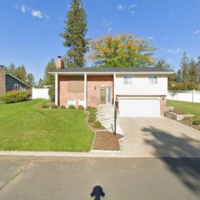 5426 W Pacific Park Dr, Spokane, WA 99208