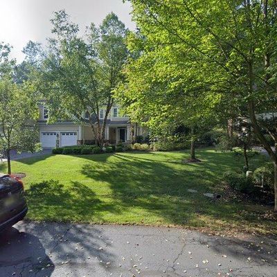 64 Morgan Ln, Basking Ridge, NJ 07920