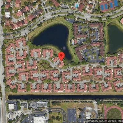 6427 Nw 171 St St, Hialeah, FL 33015