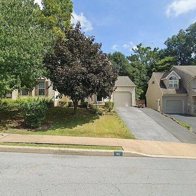 65 Mill Pond Dr, Lancaster, PA 17603