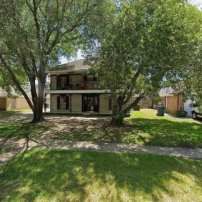 6523 Escondido Dr, Houston, TX 77083