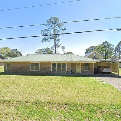 660 Saint Charles St, Breaux Bridge, LA 70517