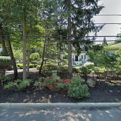 666 Springfield Ave, Summit, NJ 07901