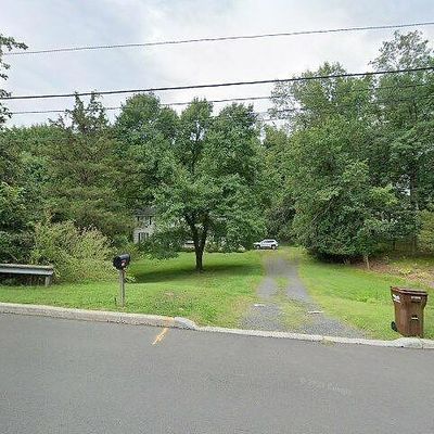 668 Cedarbrook Rd, Bridgewater, NJ 08807