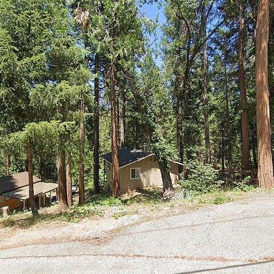 6793 Onyx Trl, Pollock Pines, CA 95726