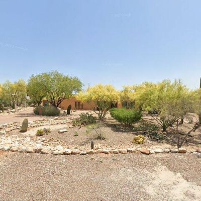 6830 N Moonglow Dr, Tucson, AZ 85718