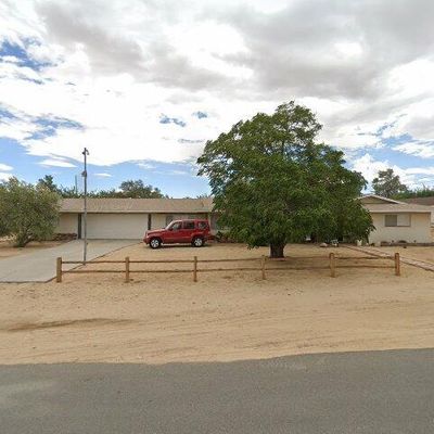 6919 Lennox Ave, Yucca Valley, CA 92284