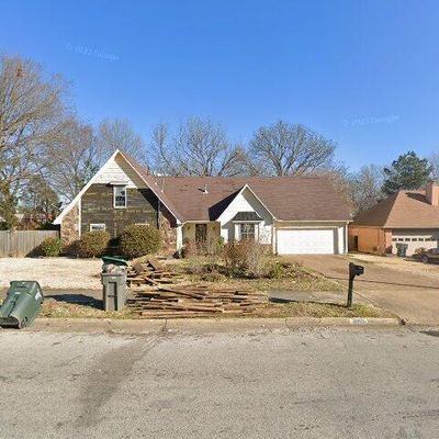 6968 Snyder Rd, Memphis, TN 38125